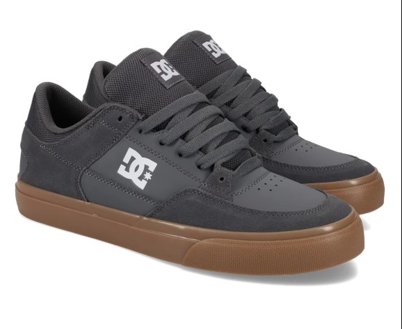 DC Shoes Onyx Casual Skate Sneaker (Men’s)